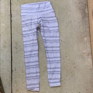 Lululemon Leggings Size 6 - High Waisted